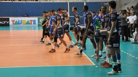 Troca de ingressos para semifinal da Superliga tem início