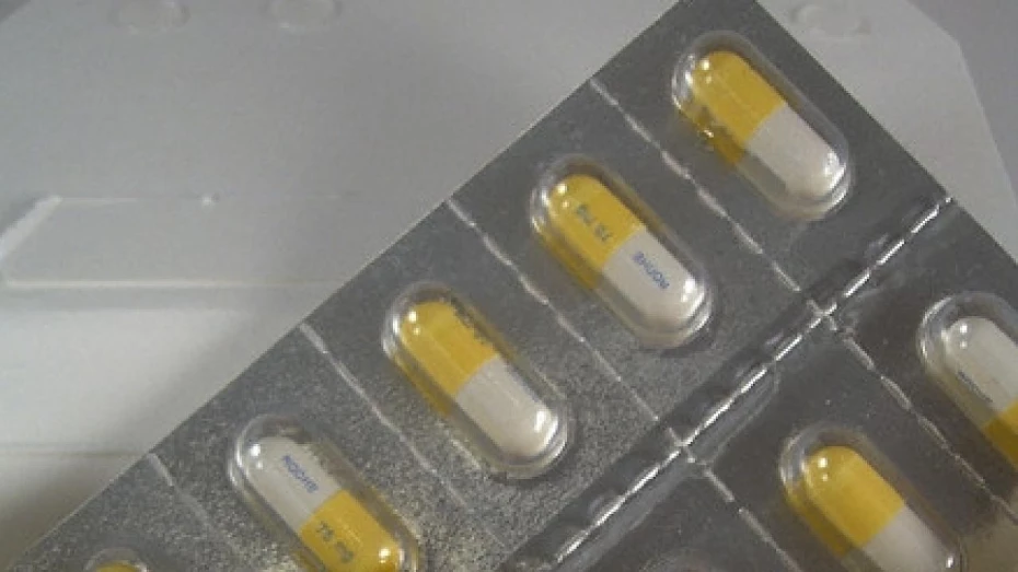 Jovem de 16 anos morre com suspeita de H1N1 em Taubaté Jovem de 16 anos morre com suspeita de H1N1 em Taubaté