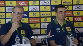 Bernardinho convoca três atletas do Vôlei Taubaté 