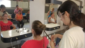 Curso de Assistente de Cabelereiro é oferecido pelo Polo da Beleza