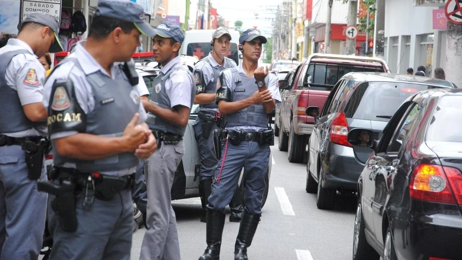 Polícia realiza operações especiais por conta das ‘saidinhas’ Polícia realiza operações especiais por conta das ‘saidinhas’