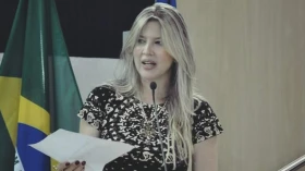 Andreia Gonçalves assume mandato como vereadora em Taubaté
