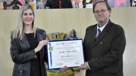 Gerente do INSS recebe título de cidadão taubateano