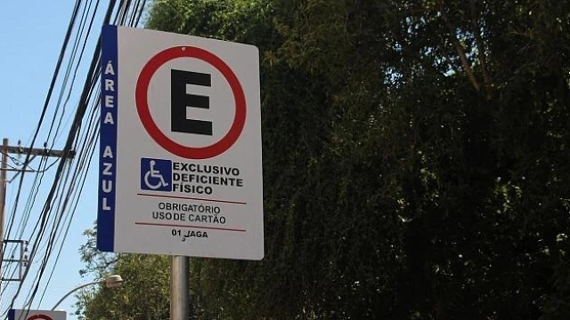 Serviço de Zona Azul é suspenso em Taubaté 