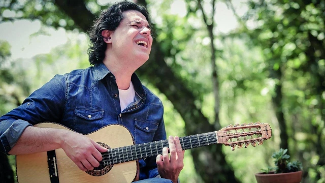 Yassir Chediak apresenta último show do Territórios da Viola