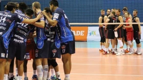 Vôlei Taubaté perde para Seleção do Canadá