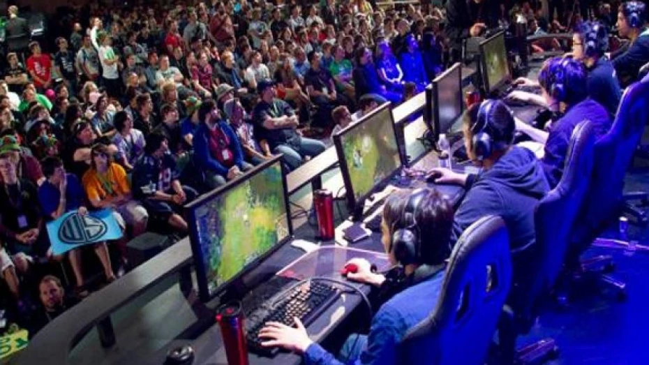 Shopping da cidade recebe campeonato de League of Legends Shopping da cidade recebe campeonato de League of Legends