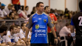 Handebol Taubaté vence Pinheiros na estreia da Liga Nacional