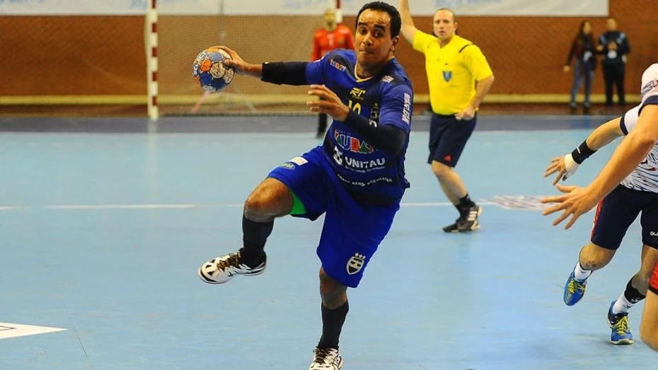 Handebol Taubaté cai para campeão europeu e sai da briga pelo Mundial Handebol Taubaté cai para campeão europeu e sai da briga pelo Mundial