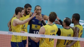 Campeões olímpicos se enfrentam no jogo entre Taubaté e Sesi-SP