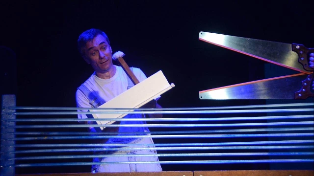 Grupo Por Um Triz encerra mostra de teatro com peça sobre Pinóquio
