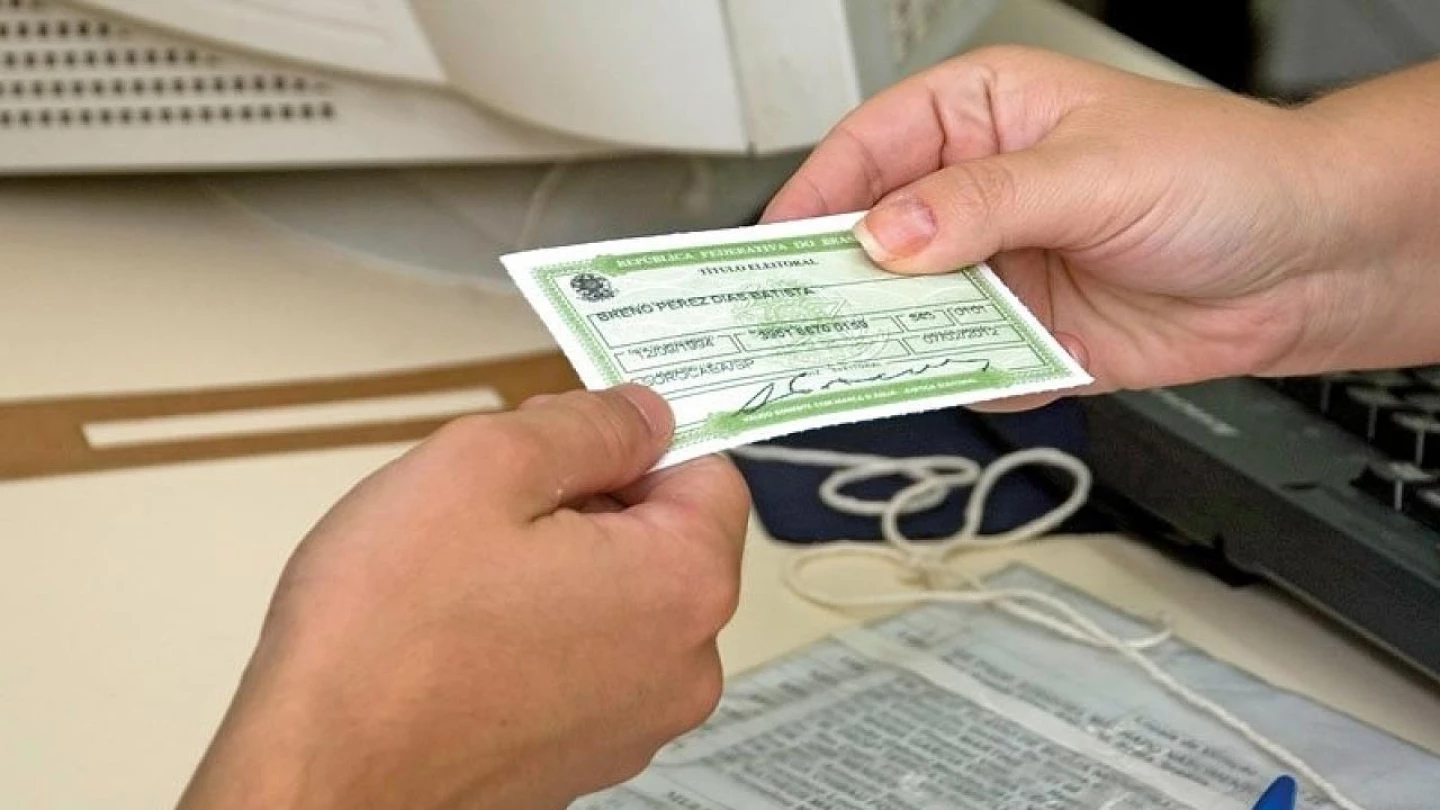 Prazo para entrega da segunda via do título de eleitor vai até amanhã