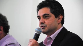 TRE adia novamente julgamento do recurso de Ortiz Junior