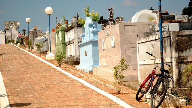 Cemitérios da cidade se preparam para Dia de Finados 