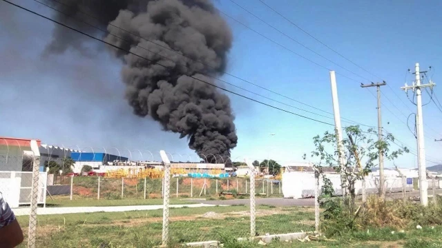 Incêndio atinge galpão da fábrica da General Eletric