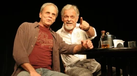 Peça Diálogo do Pênis retorna ao Teatro Metrópole