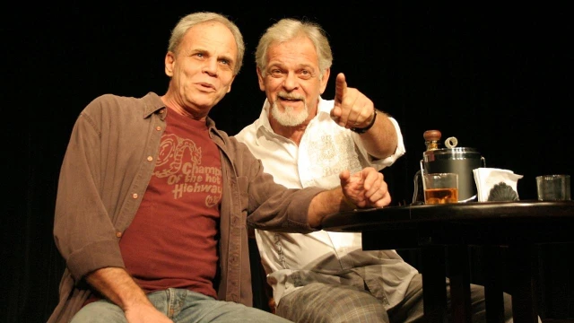 Peça Diálogo do Pênis retorna ao Teatro Metrópole