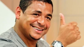 4º Jogo dos Amigos reúne ex-jogadores de sucesso no Joaquinzão