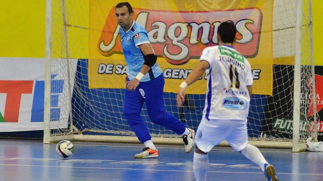 Futsal Taubaté anuncia renovação de sete atletas para 2017