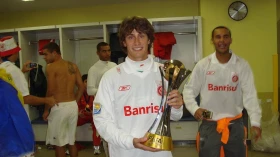 Campeão do mundo é anunciado como reforço do Taubaté