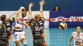 Wallace representa Vôlei Taubaté na seleção do 1º turno da Superliga