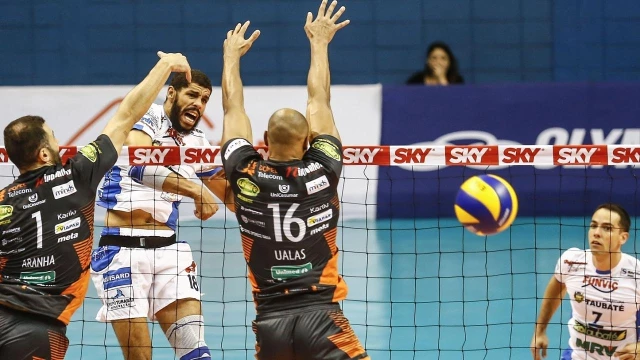 Wallace representa Vôlei Taubaté na seleção do 1º turno da Superliga