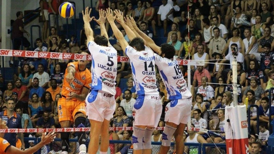 Taubaté enfrenta Montes Claros-MG para ‘dar o troco’ na Superliga Taubaté enfrenta Montes Claros-MG para ‘dar o troco’ na Superliga