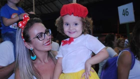 Integral Folia abre noite de desfiles na Avenida do Povo
