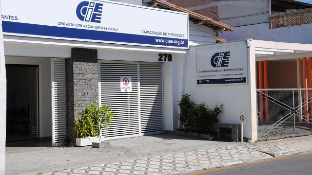 Câmara oferece vagas de estágio para estudantes de Informática
