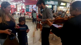 Shopping celebra Dia da Mulher com serenata e ‘aulão’ de zumba