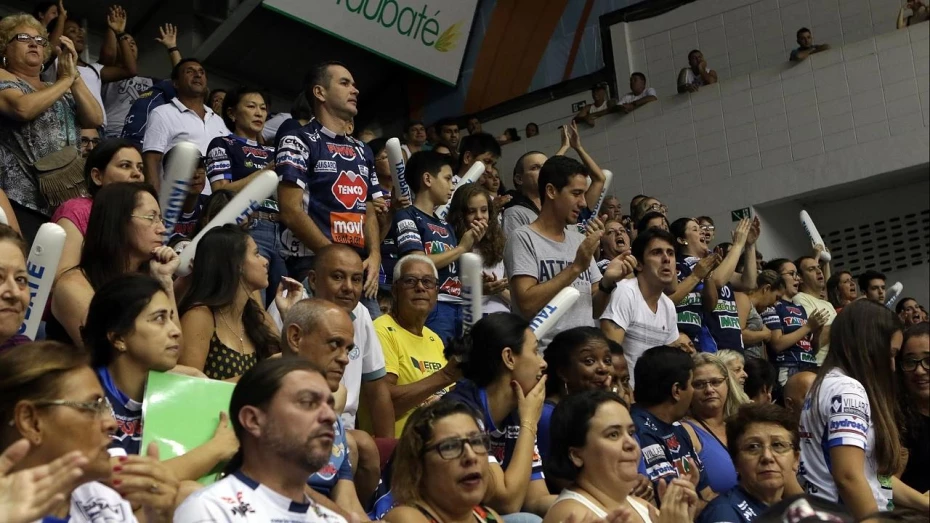Ingressos para jogo 3 entre Taubaté e Juiz de Fora começam a ser trocados