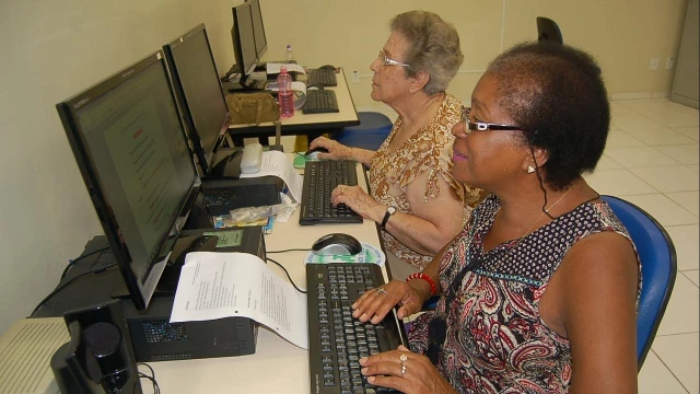 Escolas do Trabalho oferecem 313 vagas em abril