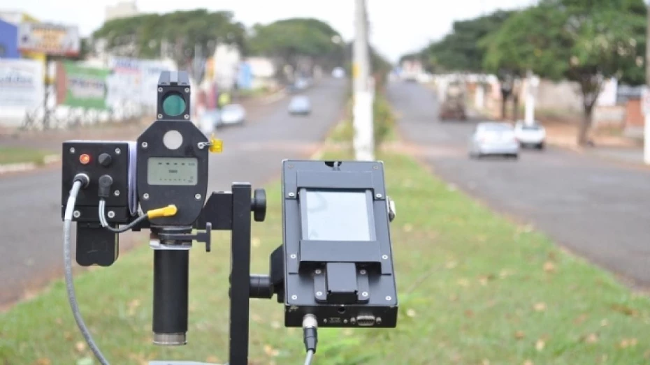 Prefeitura divulga relação de vias que recebem radar móvel