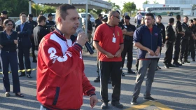 Sindicato realiza manifestação na Praça Dom Epaminondas
