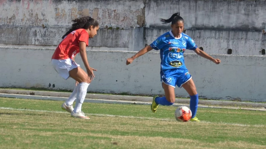 Futebol: Taubaté feminino vence mais uma e Burrão é goleado na A2 Futebol: Taubaté feminino vence mais uma e Burrão é goleado na A2