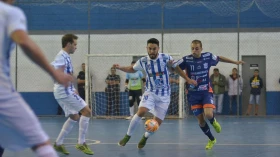 Futsal Taubaté derrota Yoka Guaratinguetá em jogo de 9 gols 