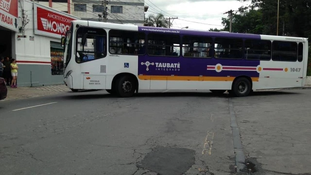 Secretário de Mobilidade Urbana fala em aumento na tarifa do ônibus