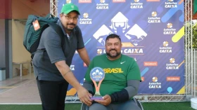 André Rocha quebra recordes e garante vaga no Mundial de Londres