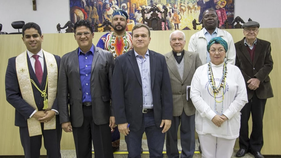 Câmara reúne líderes religiosos no dia do diálogo inter-religioso Câmara reúne líderes religiosos no dia do diálogo inter-religioso