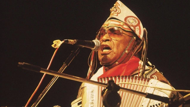 Espetáculo musical presta tributo a Luiz Gonzaga no Teatro Metrópole