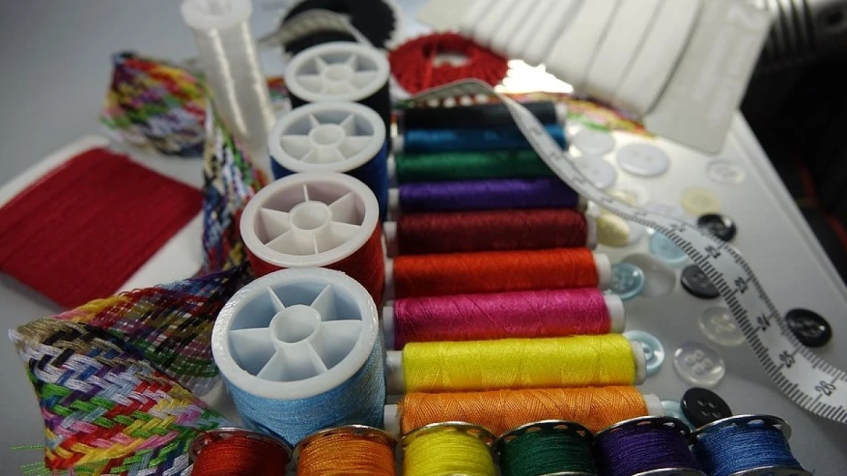 Cursos de costura, estamparia e moda são destaques no Sesc Taubaté