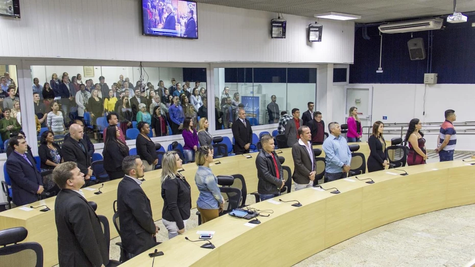 Comemoração ao dia do garçom é marcada por debate Comemoração ao dia do garçom é marcada por debate