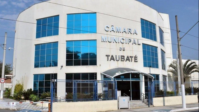 Câmara gastará R$ 18,4 mil em reforma de gabinete