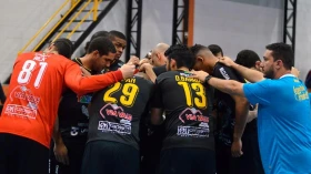 Handebol Taubaté vence e segue invicto na Liga Nacional