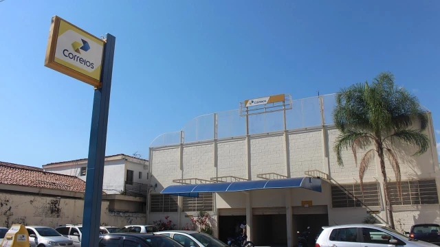 Trabalhadores dos Correios entram em greve por tempo indeterminado 