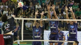 Vôlei Taubaté vence Itapetininga no primeiro jogo das quartas de final