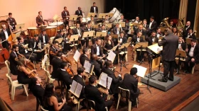 Apresentações musicais e teatrais são destaques no Teatro Metrópole