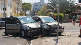 Acidente na região central de Taubaté assusta comerciantes