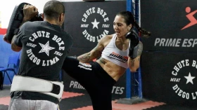 Kalindra Faria, de Taubaté, estreia no UFC no próximo sábado