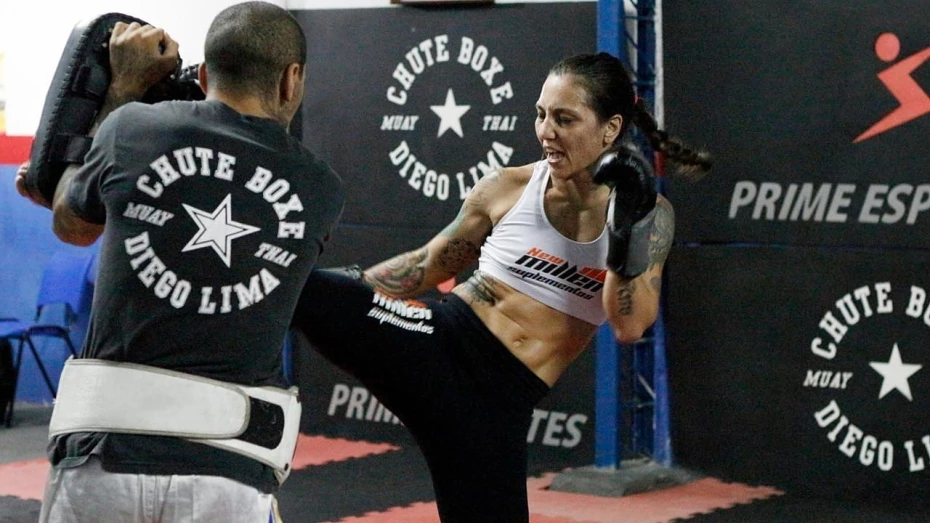 Kalindra Faria, de Taubaté, estreia no UFC no próximo sábado Kalindra Faria, de Taubaté, estreia no UFC no próximo sábado